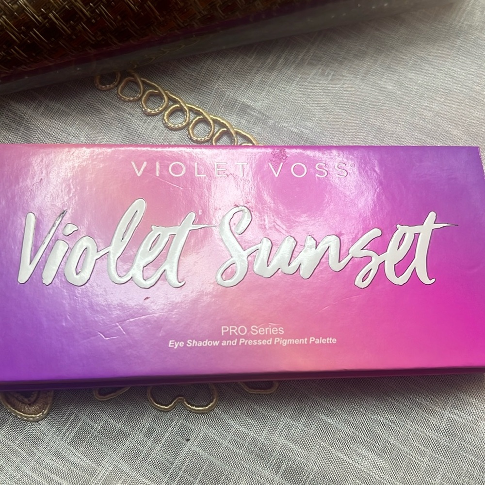Violet Voss Violet Sunset Eyeshadow palette